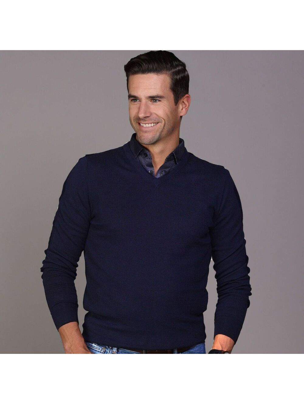 Collars & Co. NWT Luxury Cotton and Cashmere V-Neck Sweater - Size Small